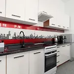 Modern Near Mtp By Renters Lejlighed *