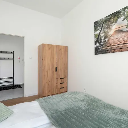 Modern Near Mtp By Renters Appartement