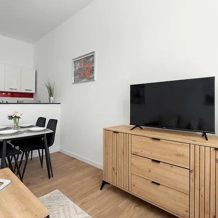 Lägenhet Modern Near Mtp By Renters Poznań